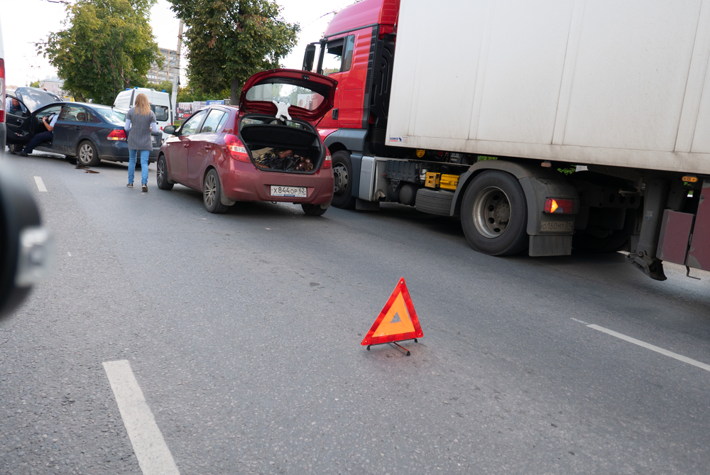 The average semi-truck accident settlement varies.